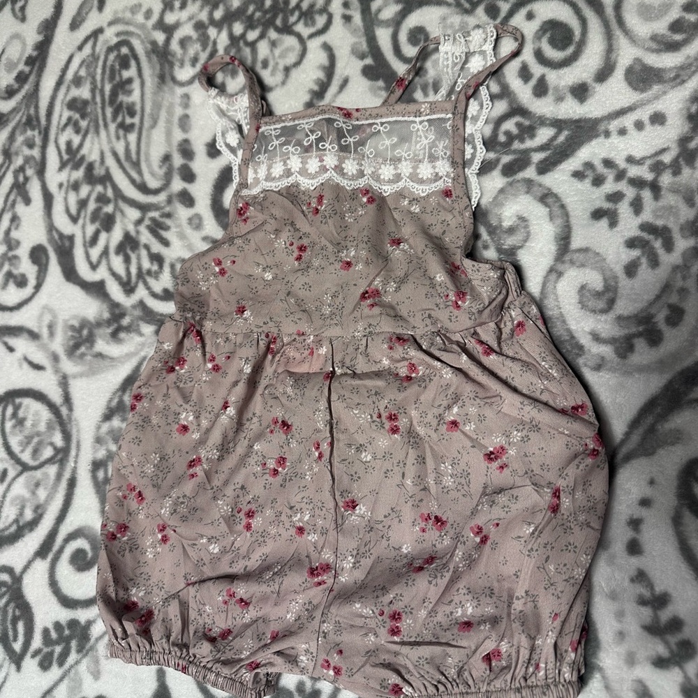 Charming Floral Kids Romper with Lace Detail
